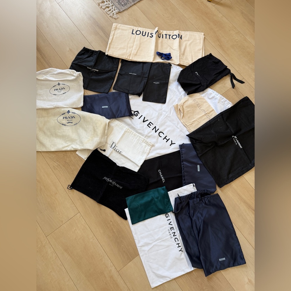 Designer Clothing Dust bags - Various Brands
Read description & make an offer